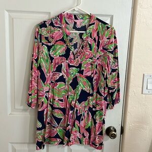 Lilly Pulitzer mid sleeve blouse